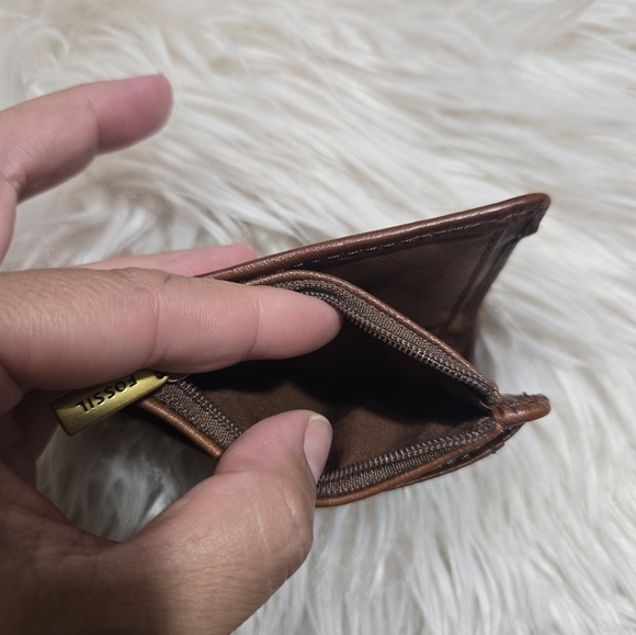 Vintage Women's Brown Leather Wallet With Side Coin Zipper - Picture 5 of 11